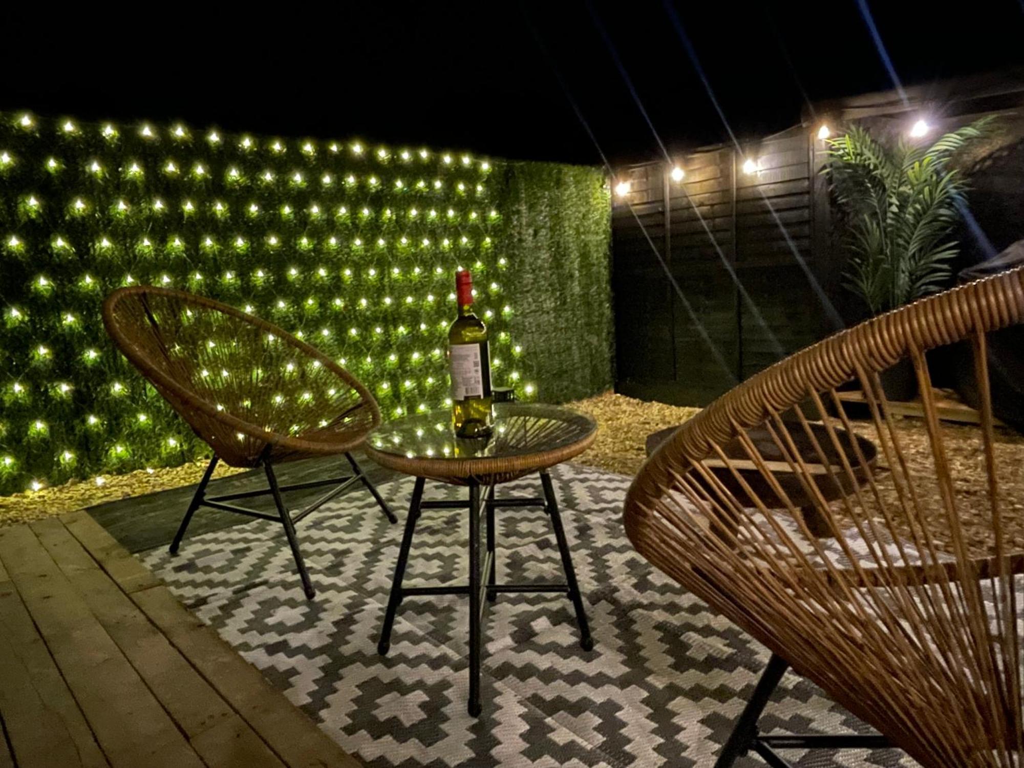 The Nest @The Outside Inn Mountfield 外观 照片