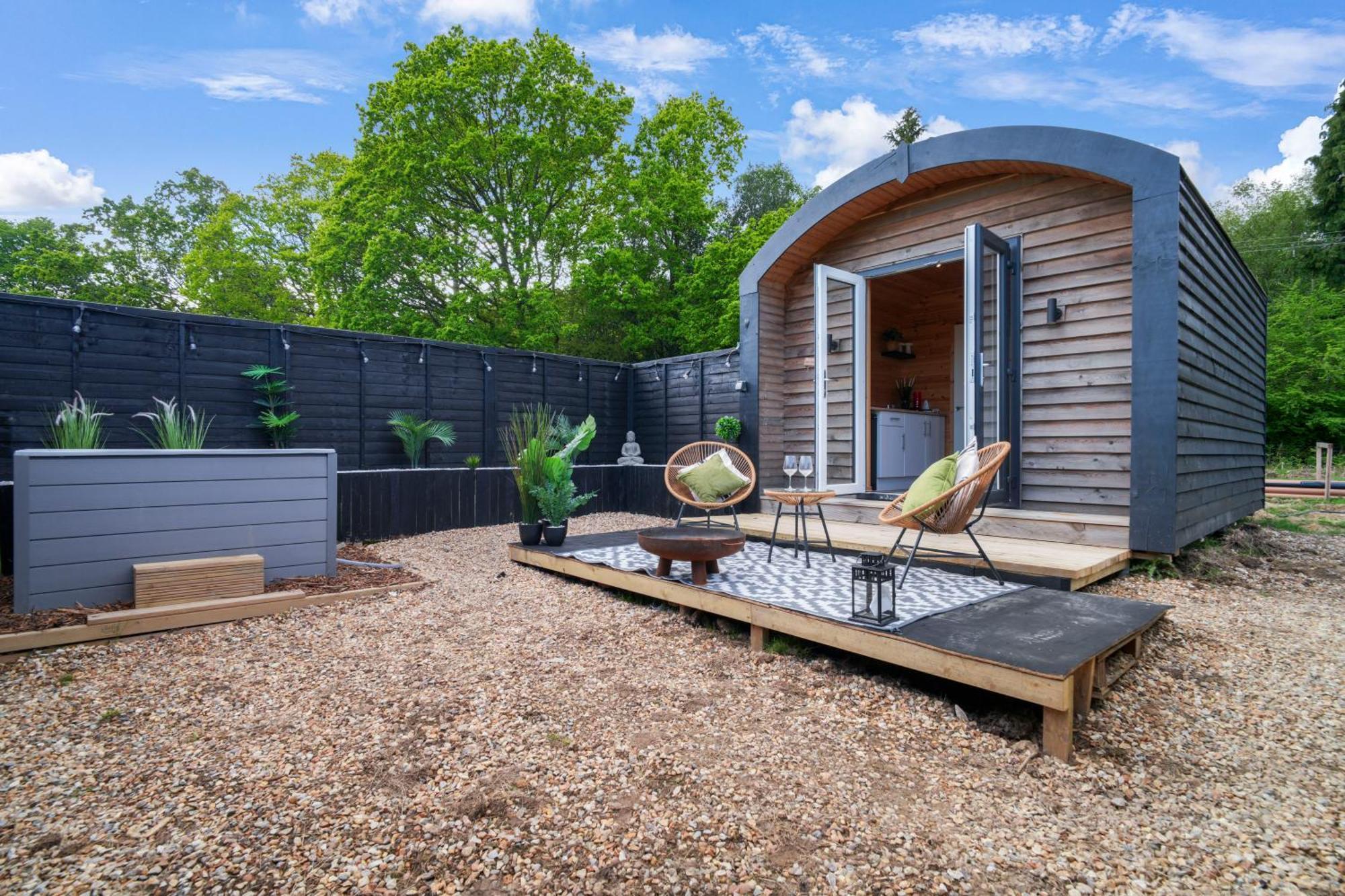 The Nest @The Outside Inn Mountfield 外观 照片